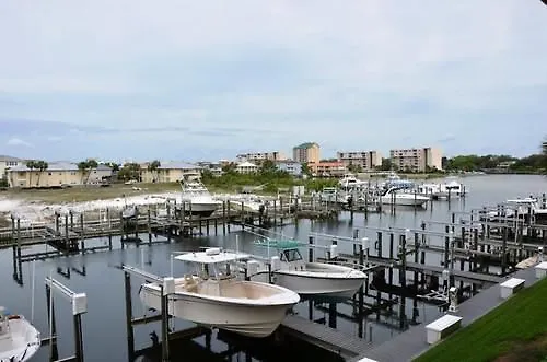 מלון דסטין Harbor Landing By Holiday Isle