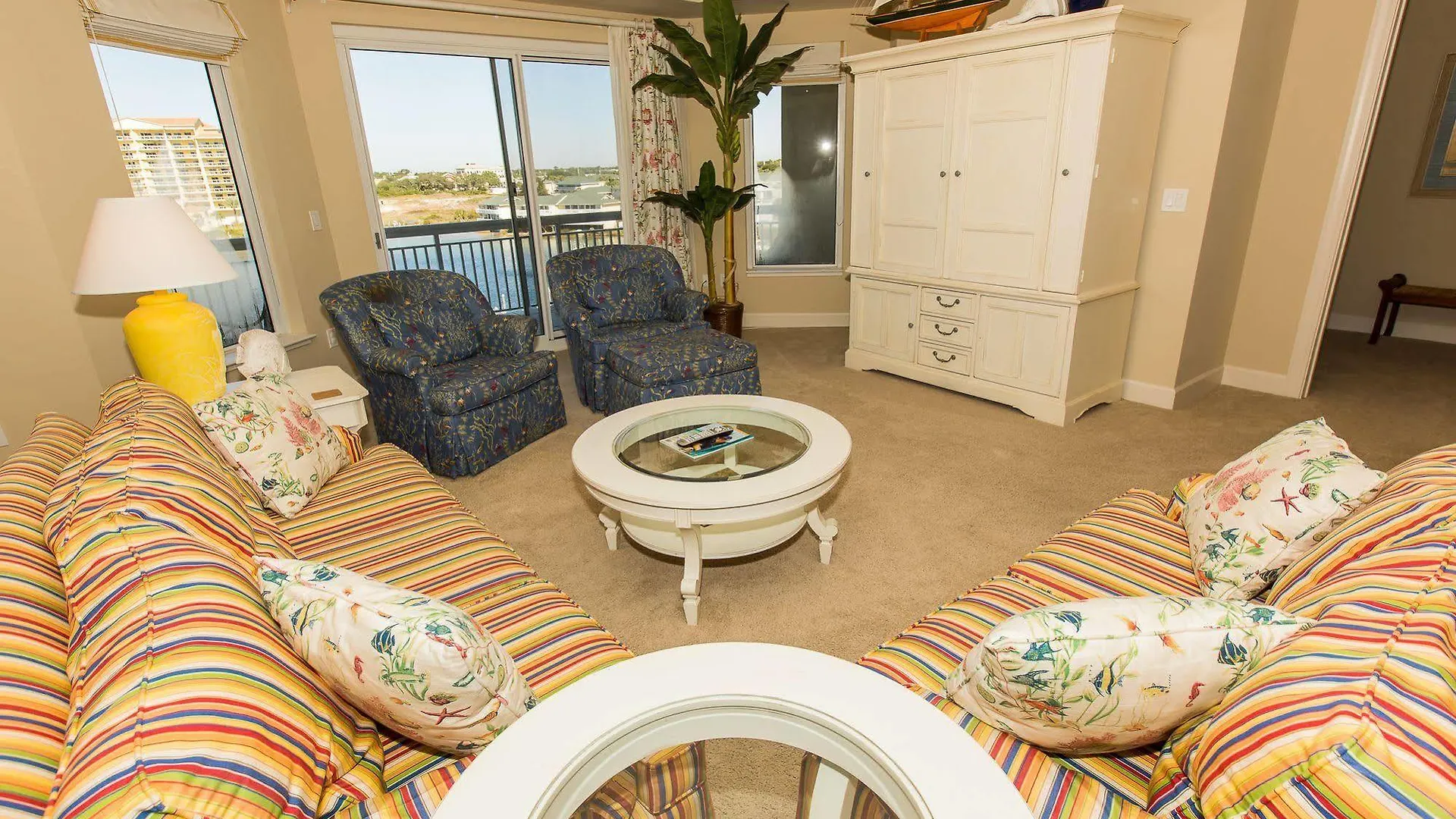 Hotel Harbor Landing By Holiday Isle Destin